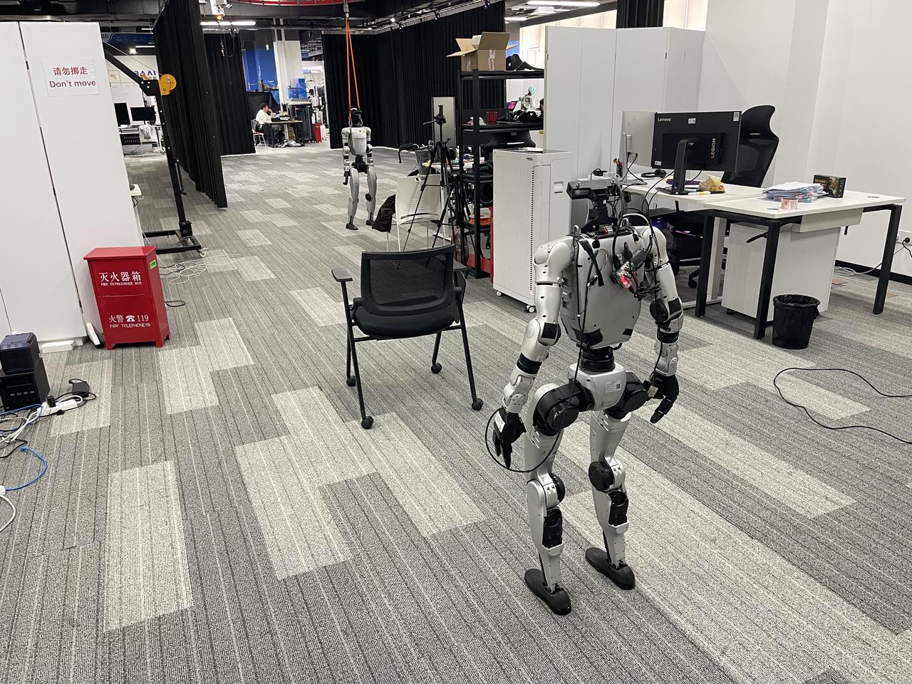 B2 original robot observation